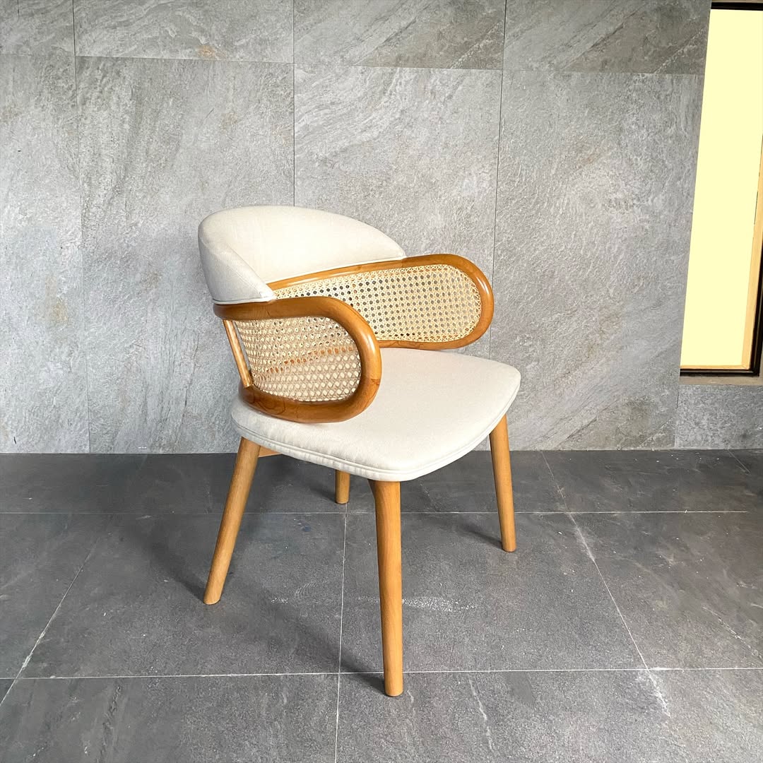 Modern Dining Chair Made in Solid Wood with Hand-crafted Frame and Premium Fabric Soft Padded High Quality Chair