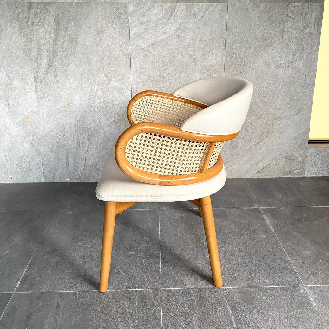 Modern Dining Chair Made in Solid Wood with Hand-crafted Frame and Premium Fabric Soft Padded High Quality Chair
