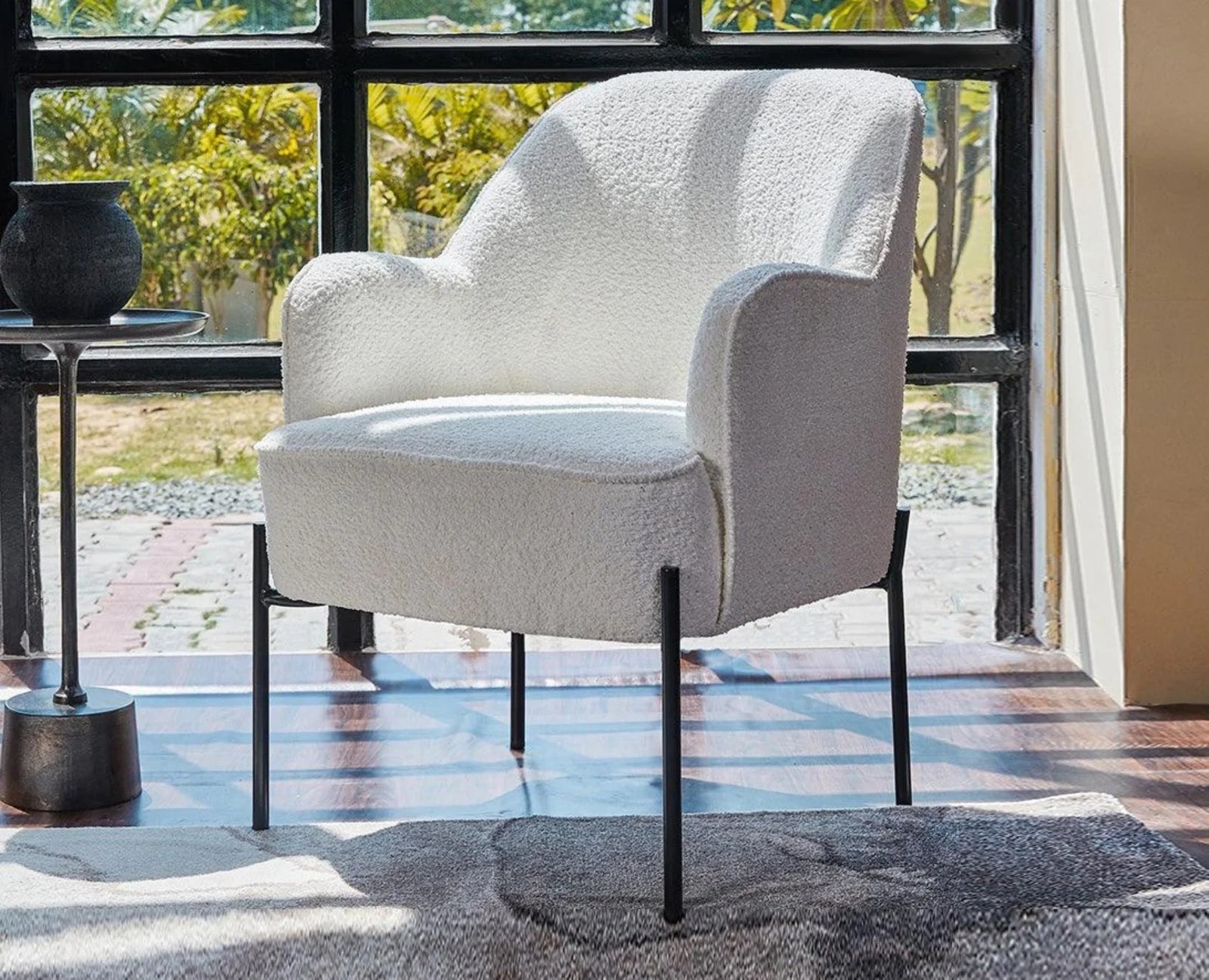 Lounge Chair For Home Furniture Upholstered in Woolen Cozy and Stylish, Comfortable Modern And Durable Design for Living Room -White