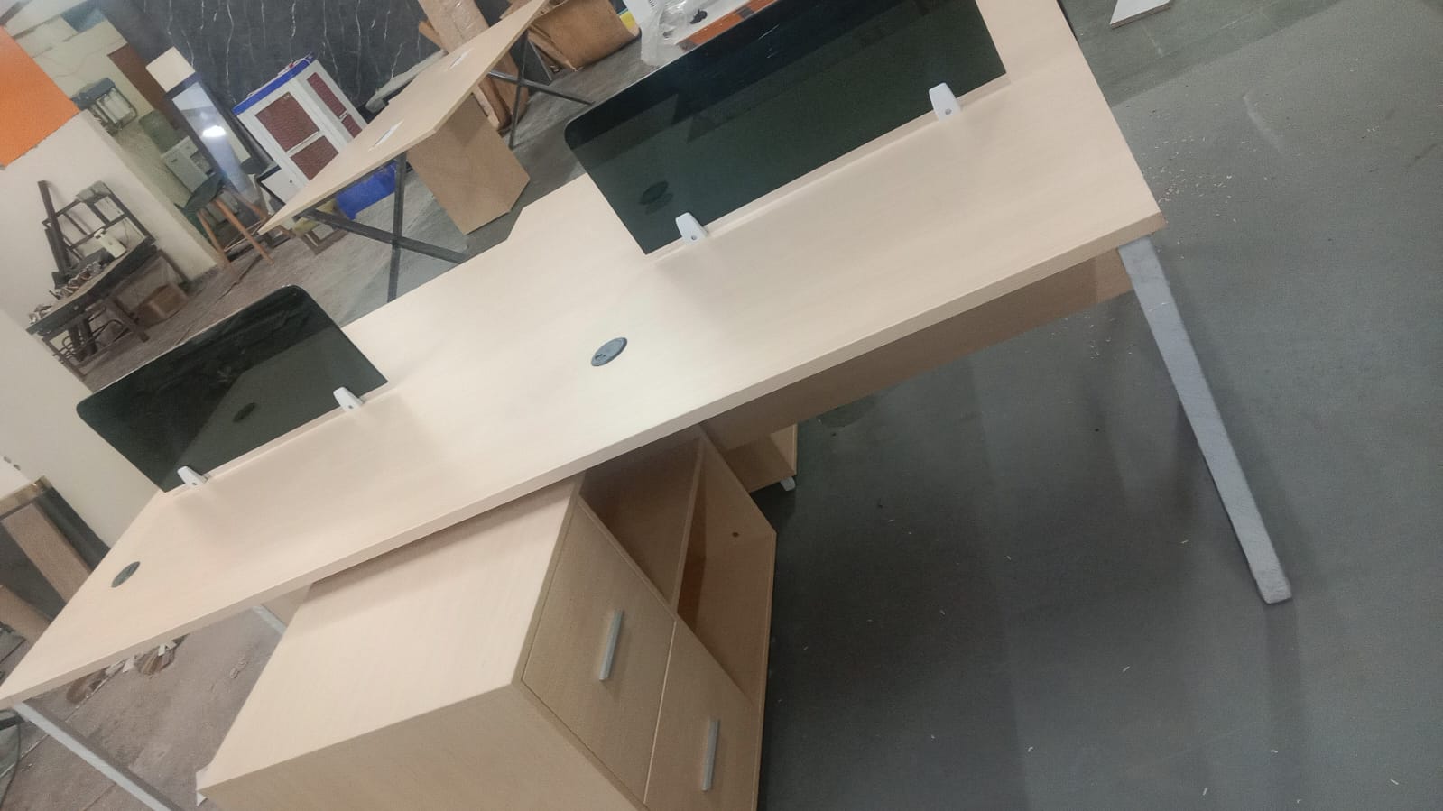 Linear Workstation Table with Acrylic based, Drawer Pedestal & Metal Leg
