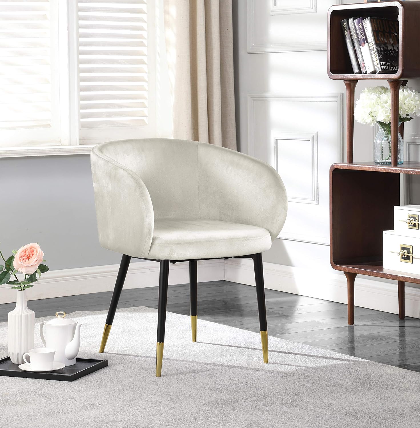 Elegant Velvet Dining Chair - Modern Accent Seat for Home, Kitchen & Living Room Furniture