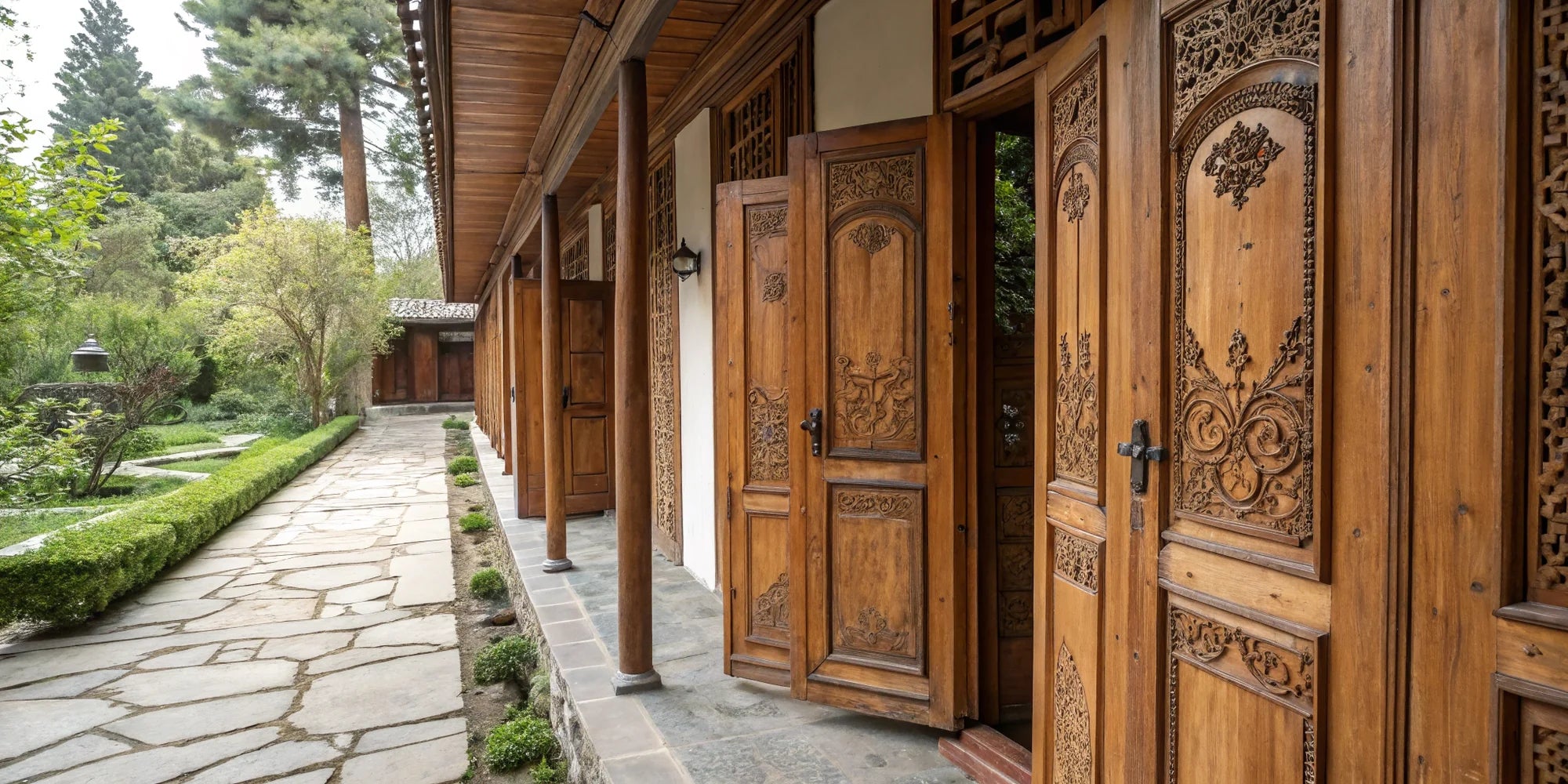 Lakdi Furniture & Interiors