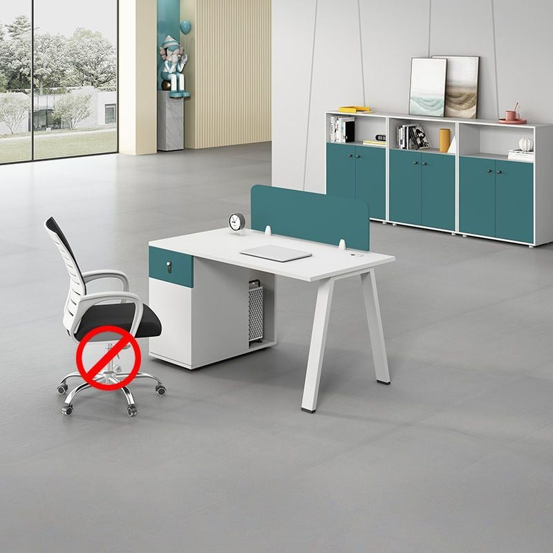 Linear Workstations for office Furniture Luxury and Modern Design 3 Persion Seating with Pinborad and High Quality