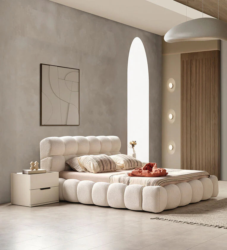 King-Size Bed – Plush Bouclé Upholstery, Hydraulic Under-Bed Storage, Solid Build, Stylish Design
