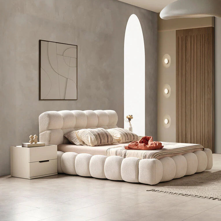 King-Size Bed – Plush Boucle Upholstery, Hydraulic Under-Bed Storage, Solid Build, Stylish Design