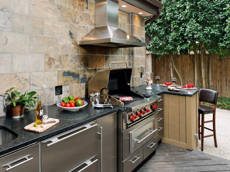 Popular and Innovative Outdoor Kitchen Renovations