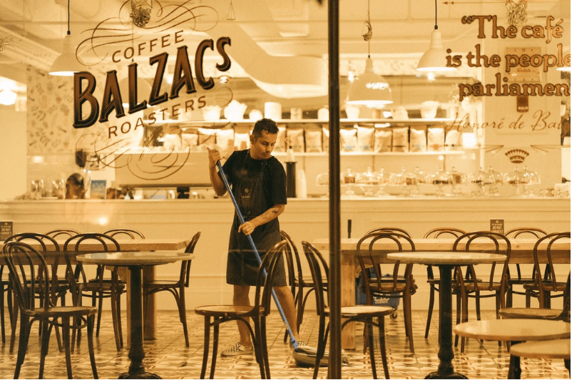 Top 10 ideas for café interiors