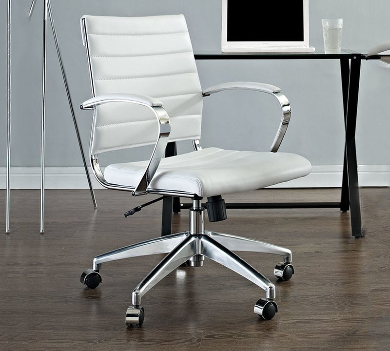 Executive Chair with Height Adjustable Chrome Base