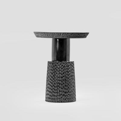 Modern Round Side Table with Textured Pedestal Base, Raised Edge Top & Compact Design for Living Room, Bedroom, Lounge & Hotel
