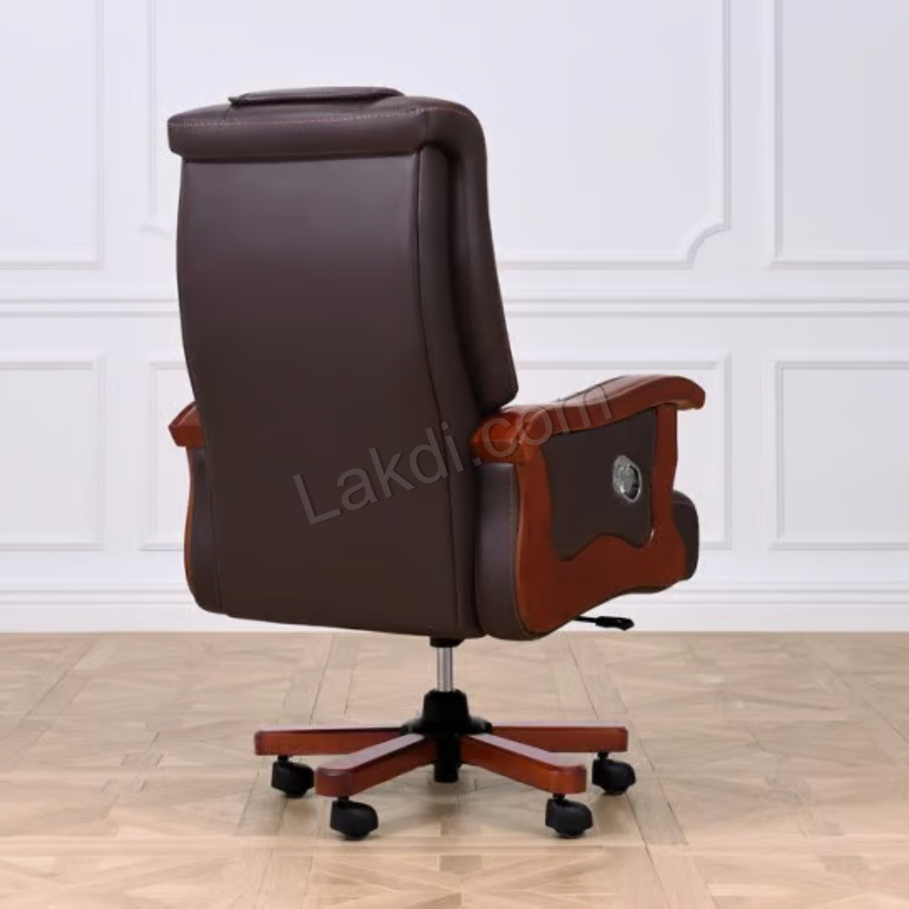 Director Chair for office Made in Plyboard with Leatherette and Soft Padded & Fixed Armrest & Revolving and swivel Base, Recliner Chair