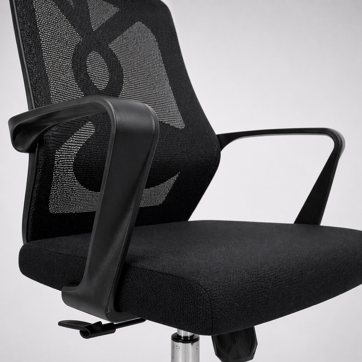 Executive Ergonomic High Back Office Chair with Adjustable Headrest, Breathable Mesh Back, Fabric Cushioned Seat, Swivel Base & Tilt Mechanism for Office