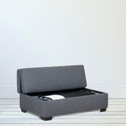 स्टोरेज के साथ लकड़ी के फ्रेम वाला फ़ैब्रिक ओटोमन