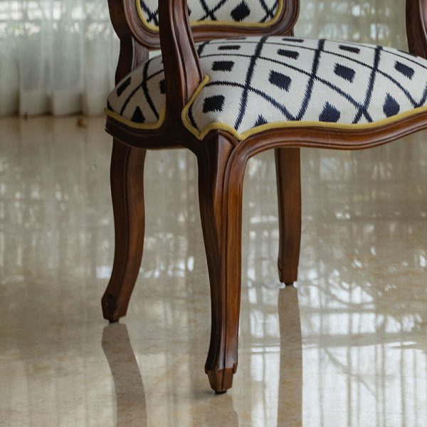 Dining Chair Crafted for Visual Appeal, Strength, and Relaxed Dining Experience