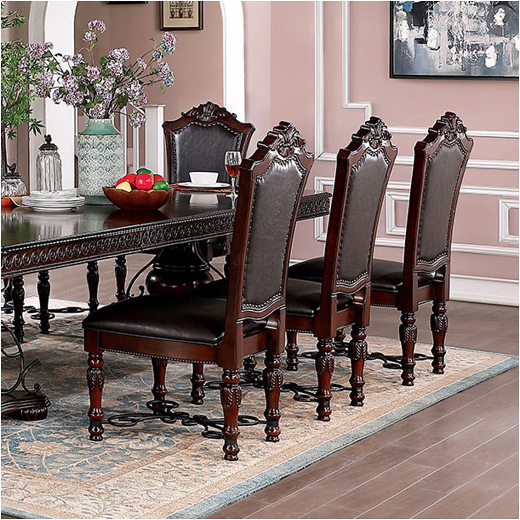 Dining Chair with Classic Look and Strong Wooden Construction for Interiors