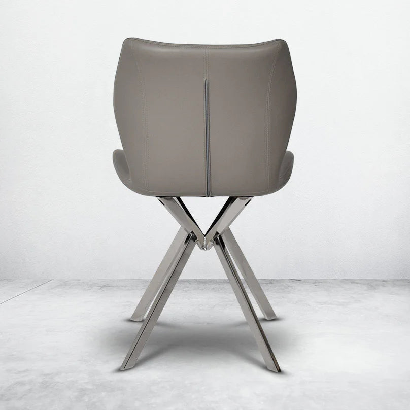 বাড়ির জন্য আধুনিক ডাইনিং চেয়ার - ডাইনিং রুমের জন্য উপযুক্ত স্টেইনলেস স্টিলের পা সহ প্রিমিয়াম লেদারেট আপহোলস্ট্রী