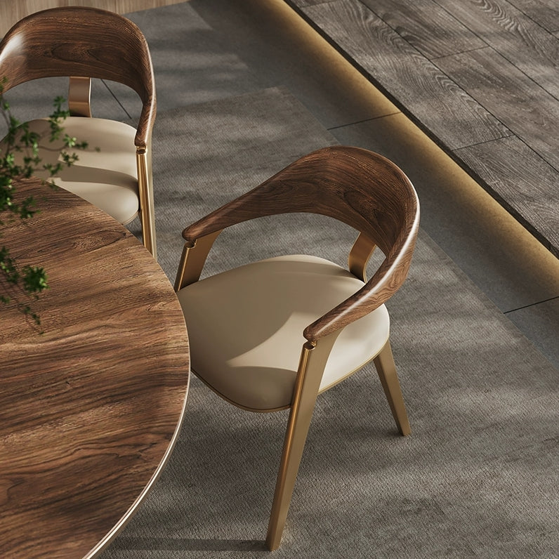 घर के लिए आधुनिक डाइनिंग चेयर - डाइनिंग रूम के लिए बिल्कुल सही, स्टेनलेस स्टील के पैरों के साथ प्रीमियम लेदरेट अपहोल्स्ट्री