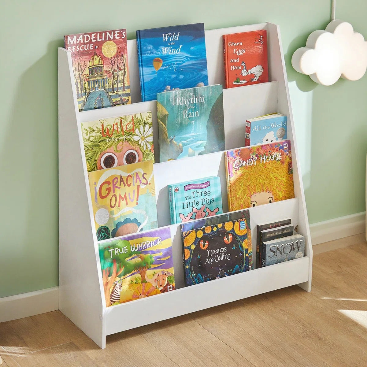 Modern White Kids Bookcase with Tiered Front-Facing Shelves – Wooden Children’s Book Display Rack for Bedroom, Nursery and Reading Corner