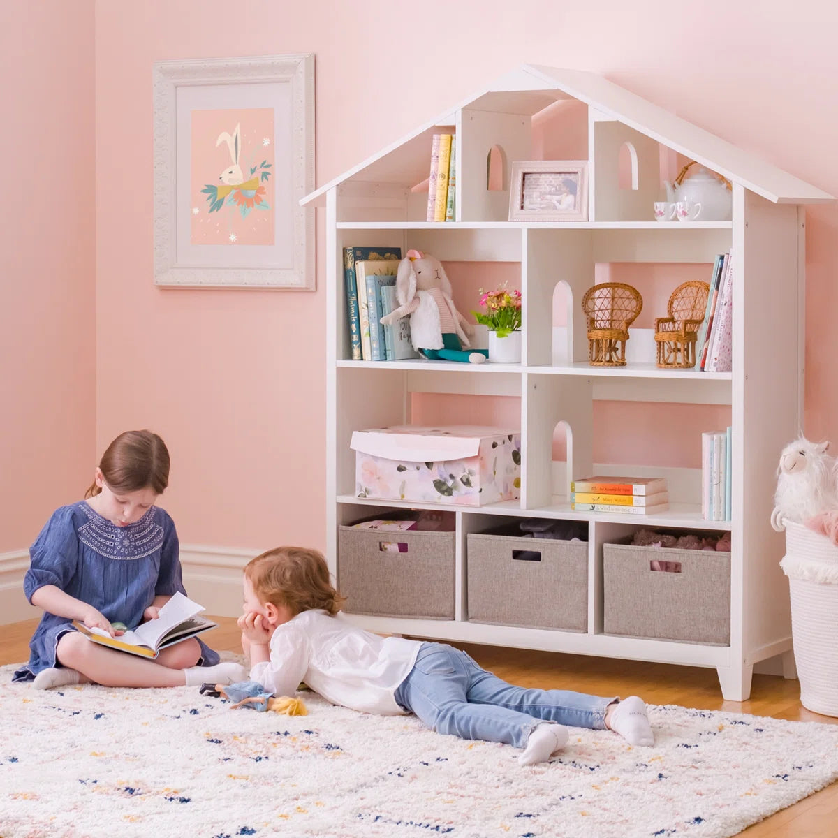 Modern House Shaped Kids Bookcase with Open Shelves and Bottom Storage Cubes – Wooden Children’s Toy and Book Organizer for Bedroom and Playroom