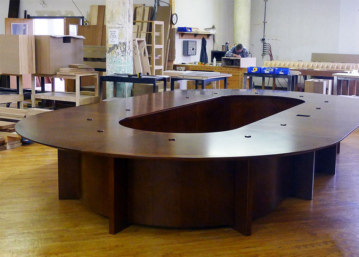 Conference and Meeting Table for Office Furniture with Modern Design for Team Meetings and Presentations