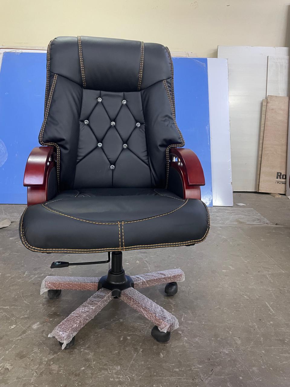 High Back Director Chair with Height Adjustable Wooden Base