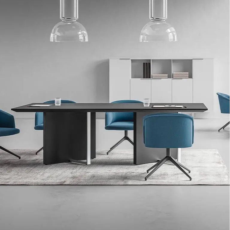 Conference Table for Office Furniture Made in Particle Board/ MDF/Plywood with Metal Legs and Meeting Table
