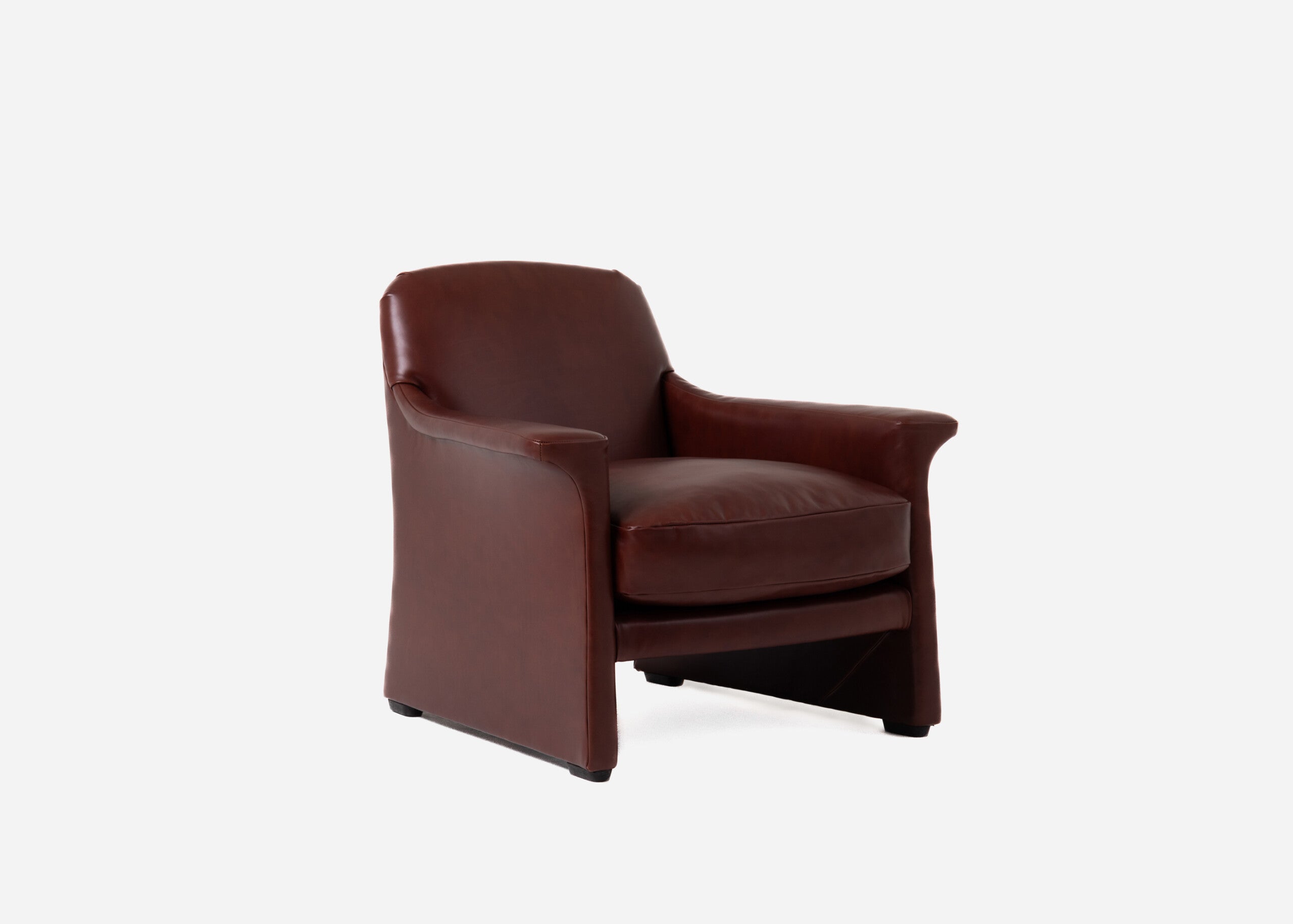 Lounge Chair For Home Furniture upholstered in Pu leatherette Wide Arm Chair Modern and durable For Living Room or Bedroom - Brown