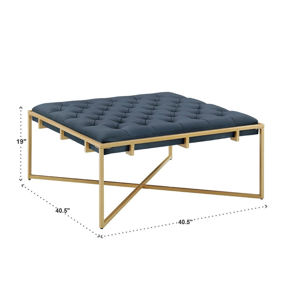 লেদারেটের আসবাবপত্র এবং ধাতব বেস সহ অটোমান