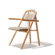 সলিড কাঠের ফ্রেম এবং বোনা ব্যাক ডিজাইন সহ প্রাকৃতিক লিনেন অ্যাকসেন্ট চেয়ার