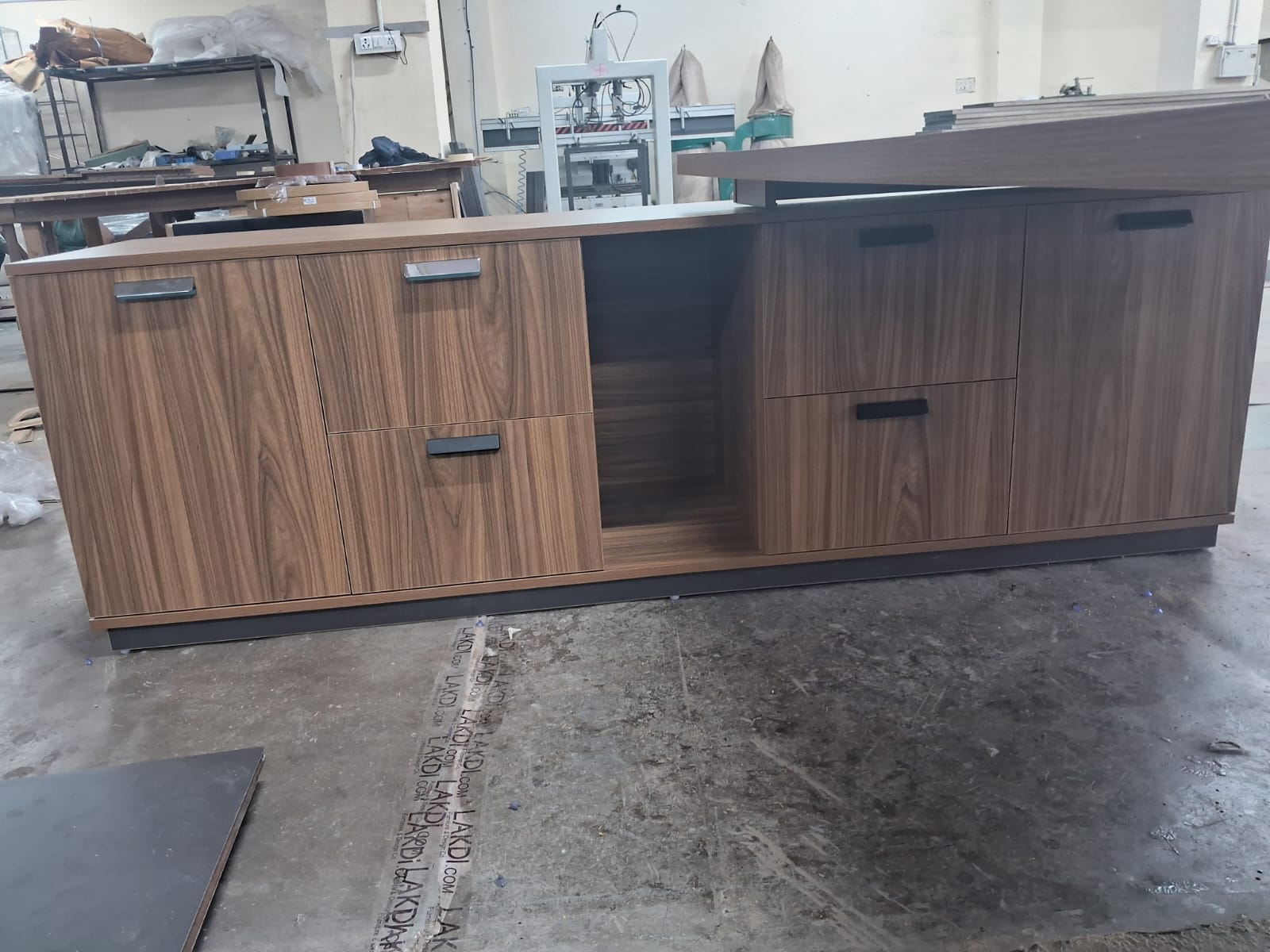 Luxury Director and Executive L Shape Office Table Made Particle Board with  Wire Manger Side Unite and Multi Drawers CPC Space  - Brown Color