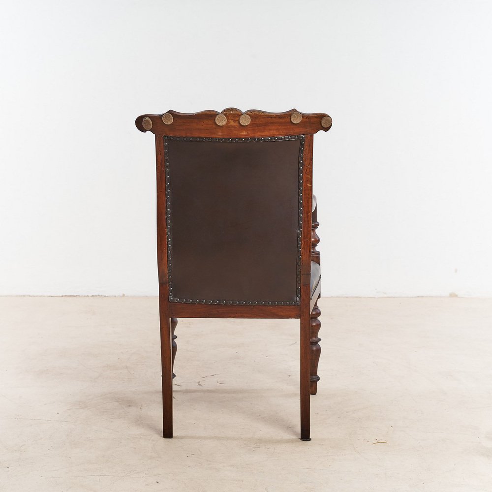 Elegant Solid Wood Dining Chair with Premium Leatherette Upholstery – Classic Home Furniture Accent