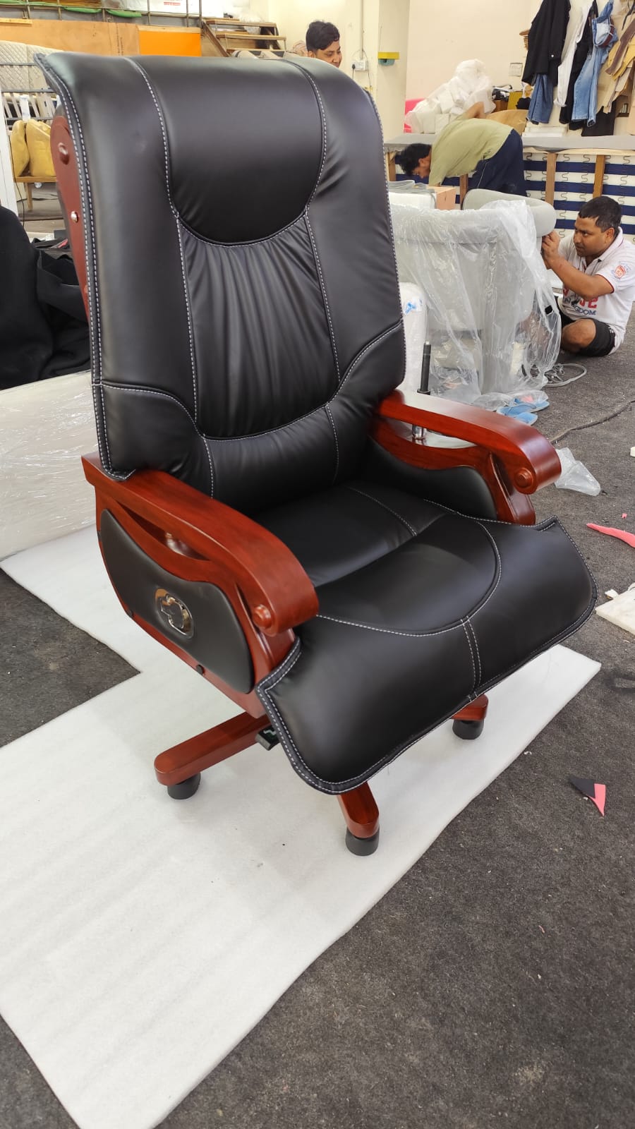 Director Chair for office Modern Design, Plyboard with Leatherette, Height Adjustable, Fixed Armrest & Revolving for Ultimate Comfort and Productivity