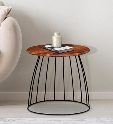 কাঠের টপ এবং মেটাল ফ্রেম সহ সাইড টেবিল