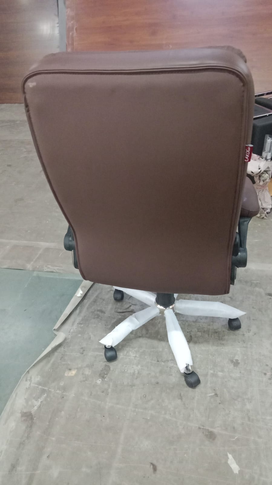 High Back Office Chair Leatherette with armrest