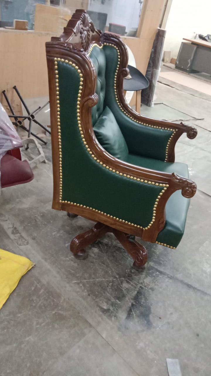 Luxury Design Boss and Director High-Back Leatherette Office Chair Swivel, Adjustable Height, Fixed Armrest, and for Wooden Base