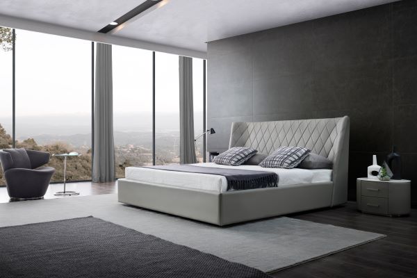 King SIze Bed – Upholstered Comfort with Durable Solid wood in Premium Design for Bedroom