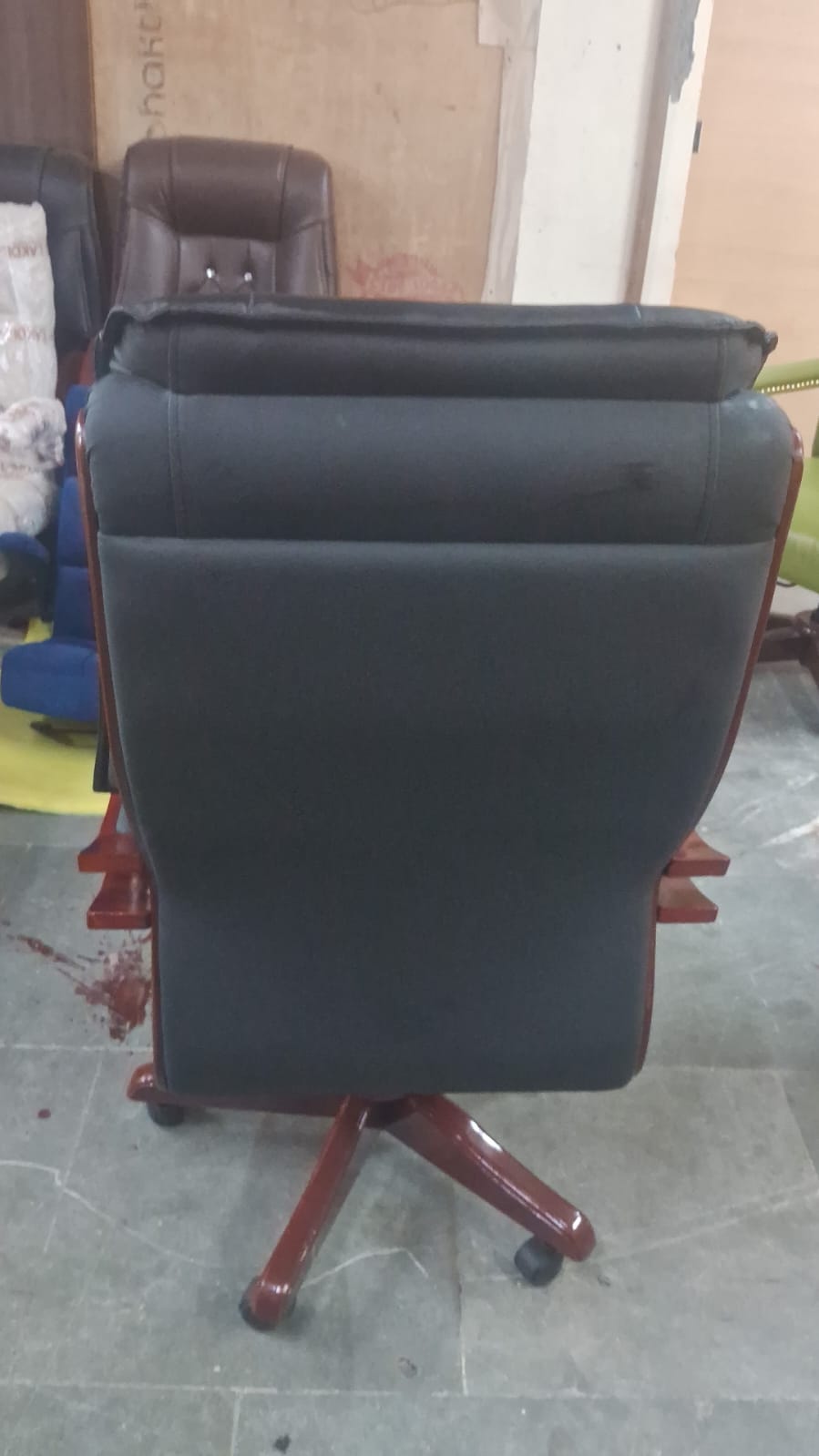 Modern Office Director Chair Made in Plyboard with Soft Padded Leatherette, Fixed Armrest, Revolving & Swivel Base for Ultimate Comfort