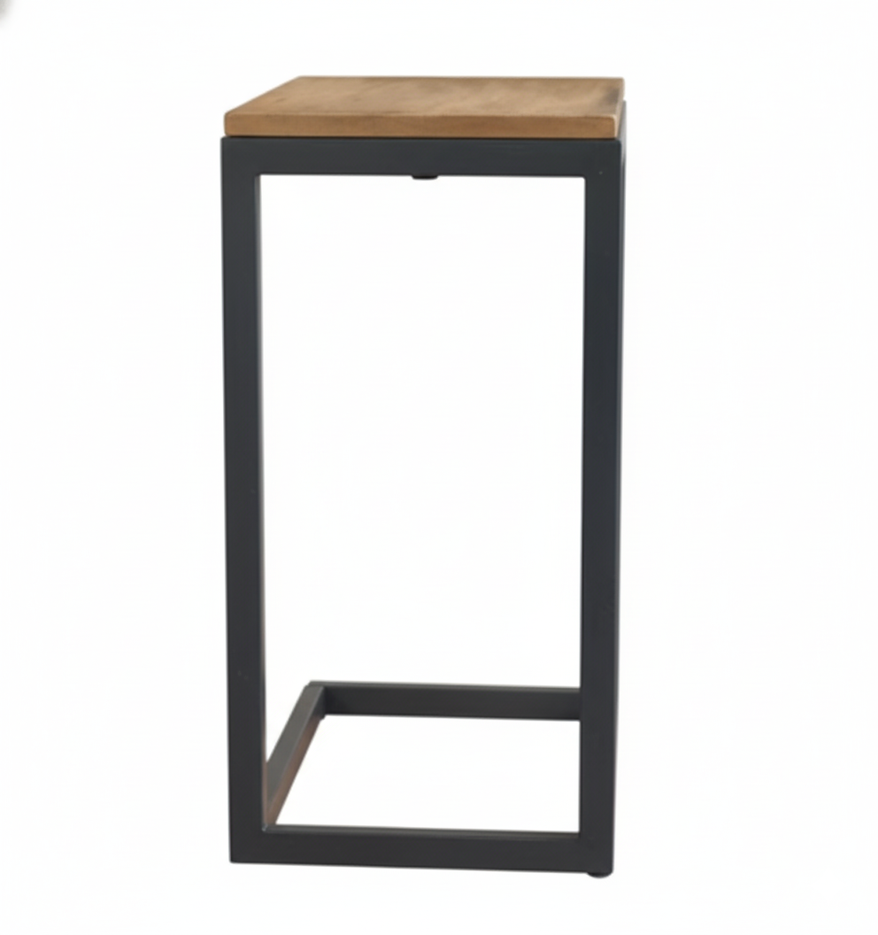 ধাতব ফ্রেম বেস সহ কাঠের সাইড টেবিল