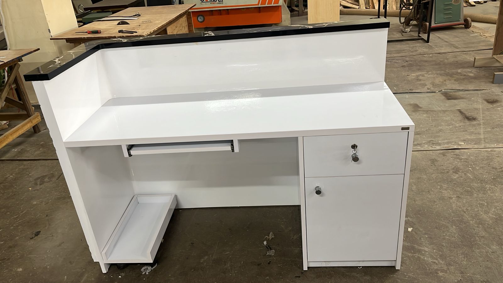 Reception Table for Office Luxury Modern Counter Stylish Design Made In MDF Keyboard Tray and Drawers Ample Storage - White