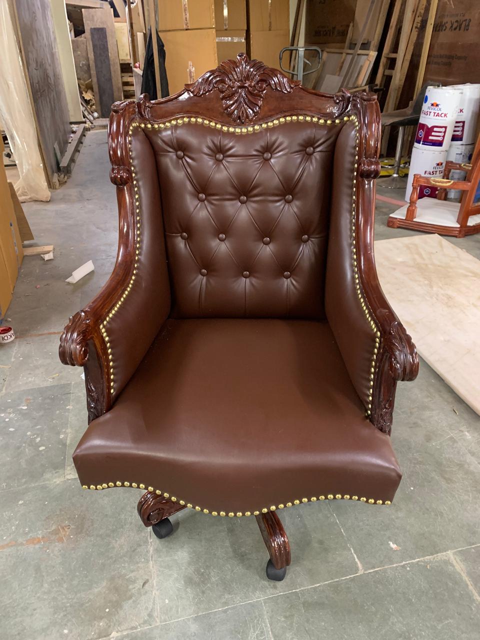 Luxury Design Boss and Director High-Back Leatherette Office Chair Swivel, Adjustable Height, Fixed Armrest, and for Wooden Base