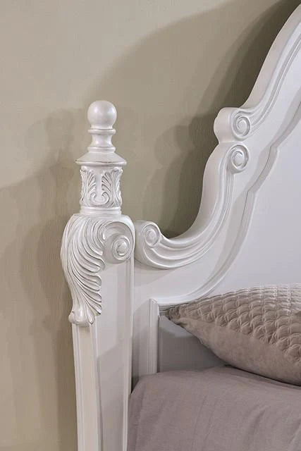 Maharaja White Bed – Hand-Carved Royal Design, Antique Finish, Solid Frame, Indian Luxury Furniture, Premium Bedroom Decor, No Storage