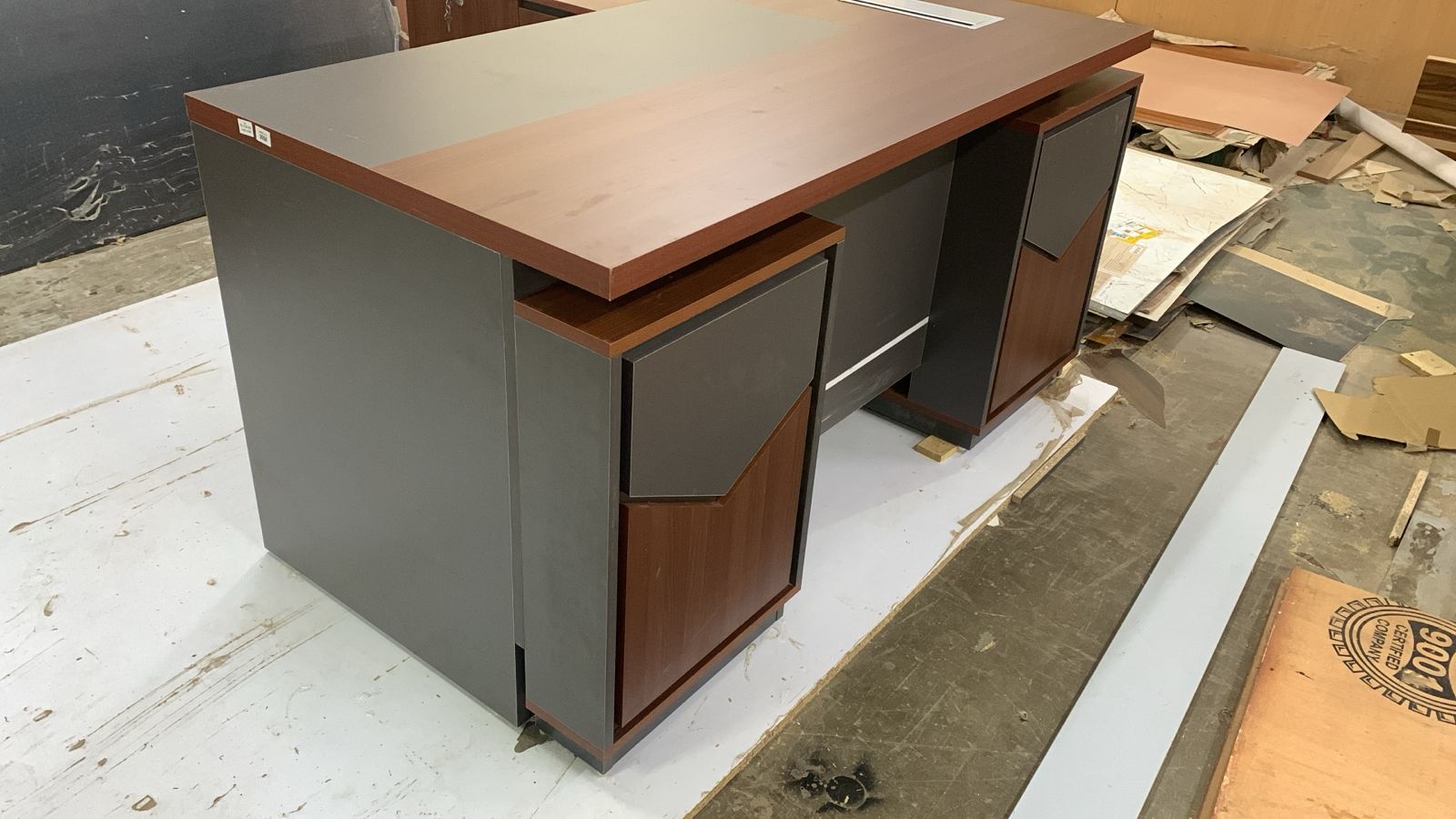 Director & Executive L-Shape Luxury Office Table Modern Desk with Cable Management, Drawer and CPU Storage - Brown