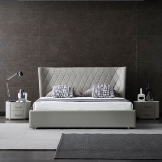 King SIze Bed – Upholstered Comfort with Durable Solid wood in Premium Design for Bedroom