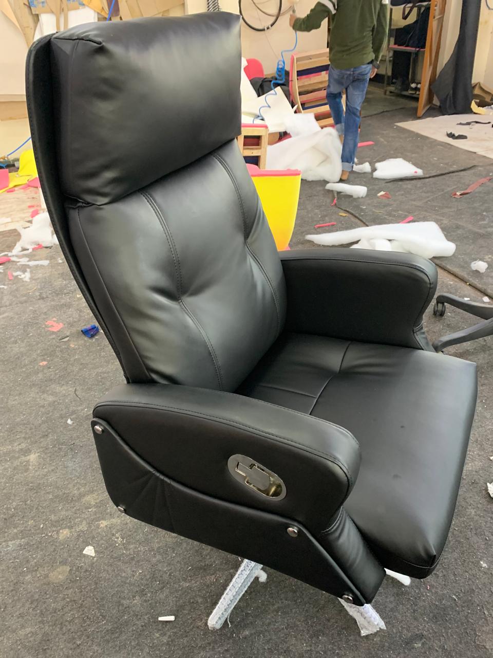 Director and Executive Chair High Back Faux Leather, Comfortable Seat Swivel Chair Revolving and Recliner Chair