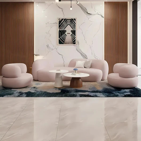 ৩-সিটের ইতালীয় সোফাটি প্রিমিয়াম ভেলভেটে সাজানো, দীর্ঘস্থায়ী আরাম এবং আধুনিক ডিজাইনের জন্য একটি শক্তিশালী সাপোর্ট স্ট্রাকচার সমন্বিত।