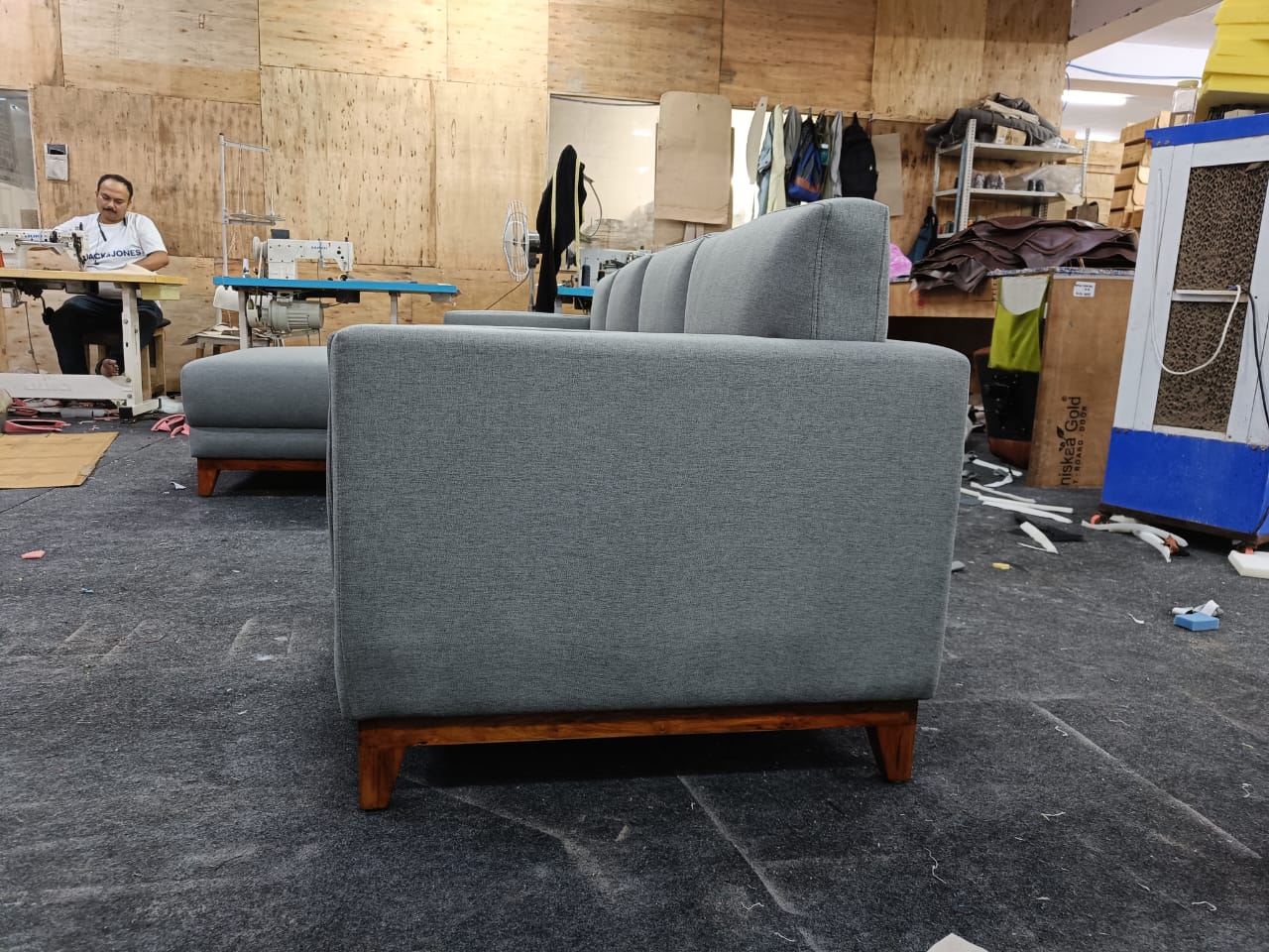 L Shape Sectional Luxury Sofa for Home Furniture Made in Marandi wood with Blend of Jute, Cotton and Polyester with High Density Foam Modern Sofa for Living Room