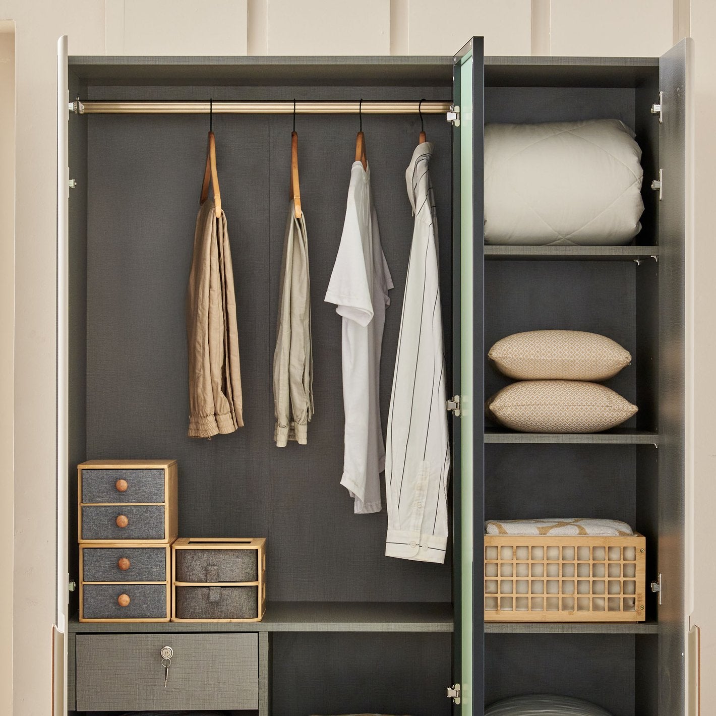 Wardrobe for Home 3-Door Modern Space-Saving Solution and Premium Durability