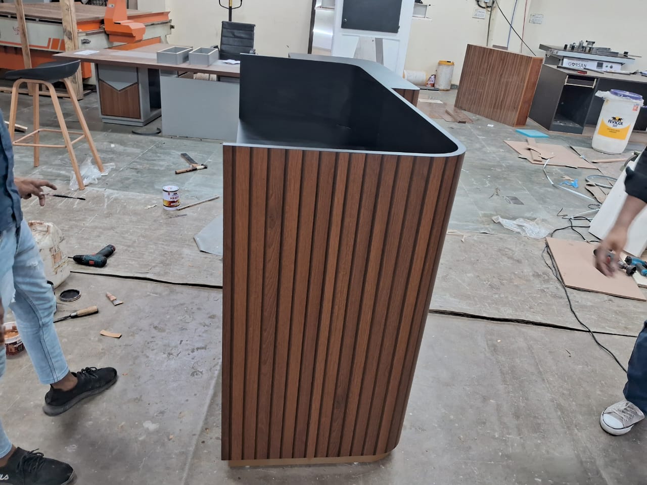 Reception Table for Office Counter Made in MDF and Elegant Hotel Counter Table