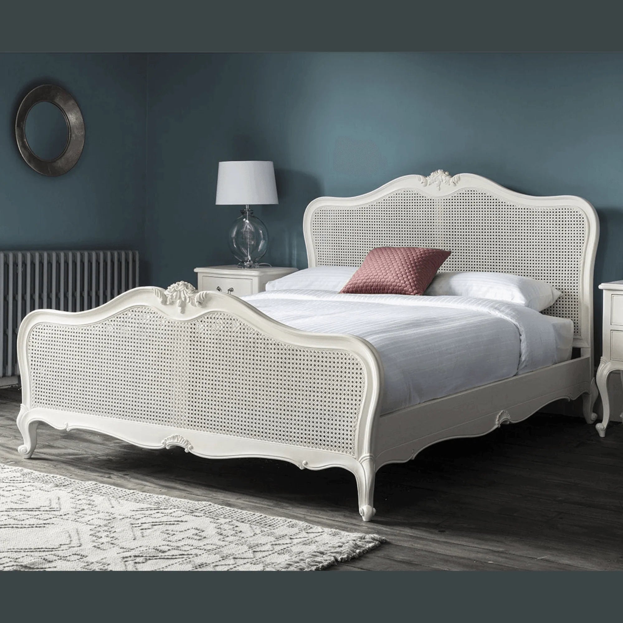 King‑Size Bed – Frame with Hand‑woven Cane Accents and Sleek Finish – Durable, Stylish for Bedrooms