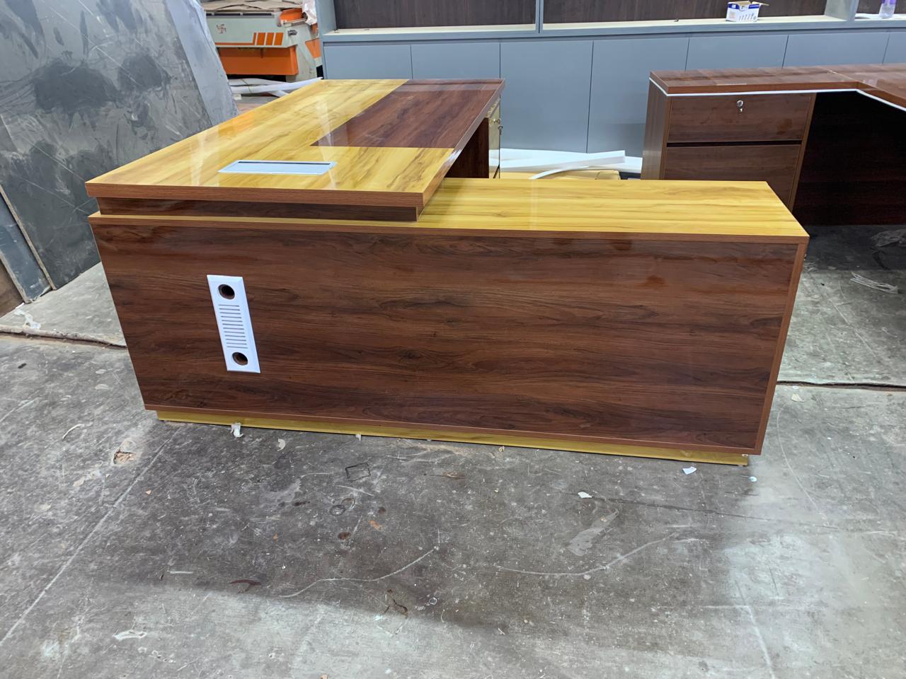 Director & Executive L-Shape Luxury Office Table Modern Desk with Cable Management, Drawer and CPU Storage - Brown