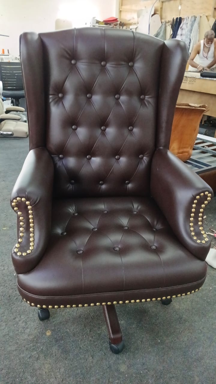 High Back Director Chair with Wooden Base